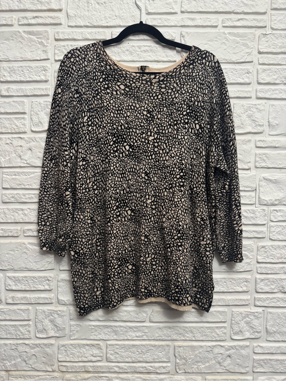 Dana Buchman XL Black Beige Animal Print Knit Sweater 3/4 Sleeve Cotton Blend
